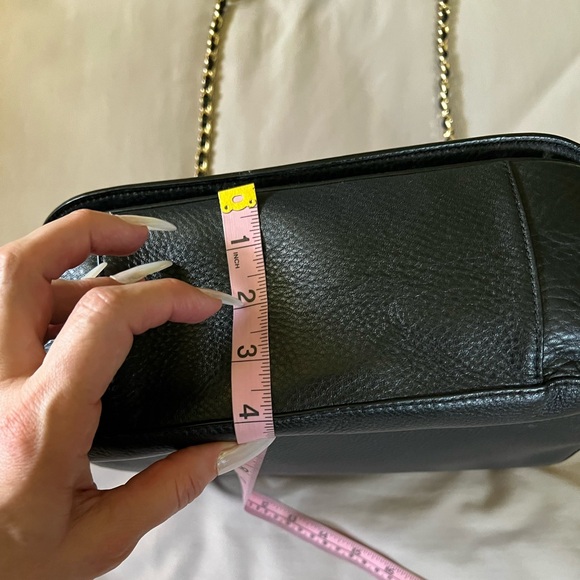 Tory Burch quilted black bag - Picture 2 of 9